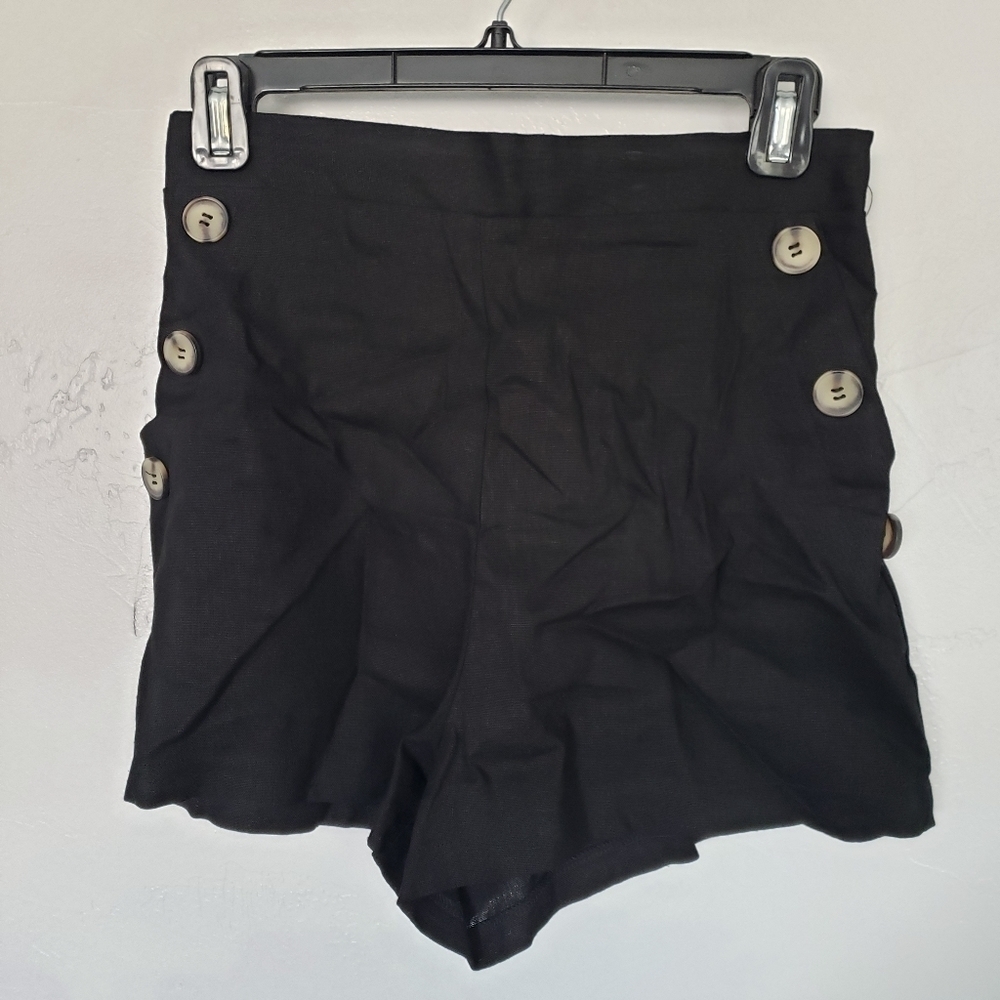 Bohme Women's Medium Black Shorts Linen Blend Tortoise Buttons High Waisted Rise